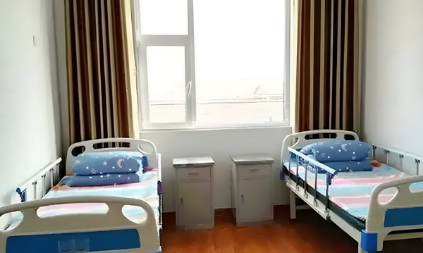 大专入户深圳要什么条件_2025暑期档大盘票房连续10天破亿 